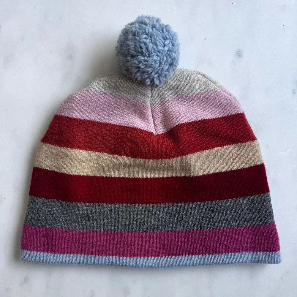 Old Navy 100% Lambswool Vintage Y2K Striped Pom Pom Hat‎